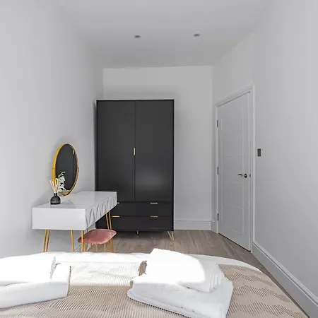 Modern 3 And 2 Bedroom Apartment In Maida Vale London Exterior foto